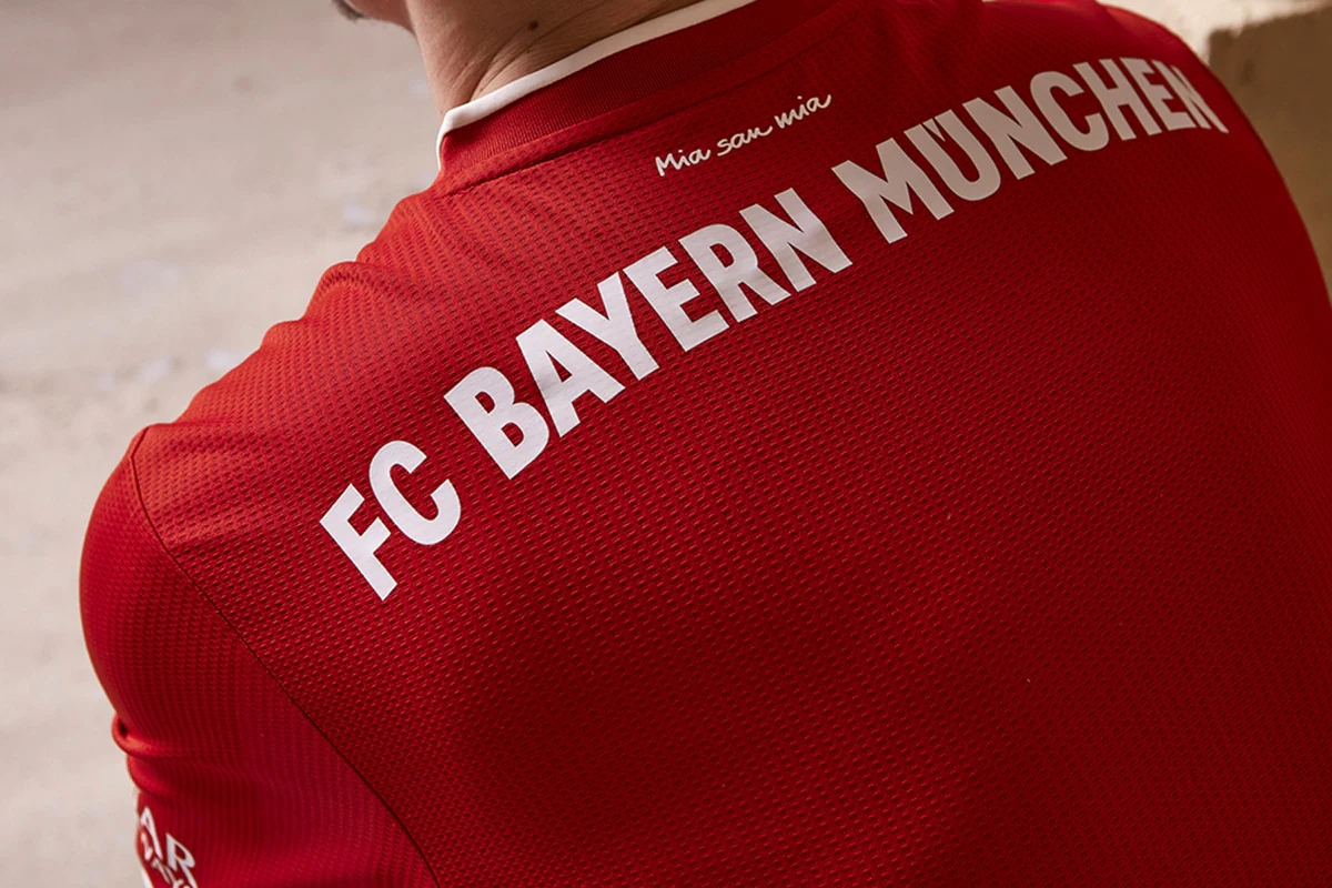 全北现代2-1光州捧杯，大田韩亚、浦项铁人、江原获亚冠资格（全北现代2-1力克光州封王，大田韩亚、浦项铁人、江原拿到亚冠门票）