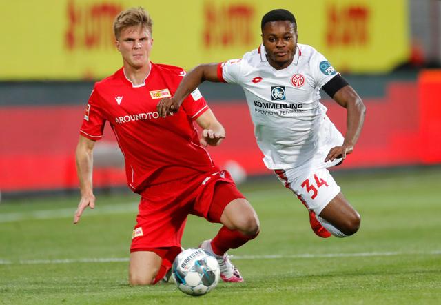 穆帅欧冠七胜贾府，仅瓜帅和安帅对单一对手胜场更多（穆帅欧冠七胜阿贾克斯，单一对手胜场仅次瓜帅与安帅）