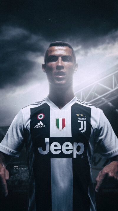 记者：巴萨寻找一名可靠的中卫，正密切关注格伊（记者：巴萨物色稳健中卫，正重点考察格伊）