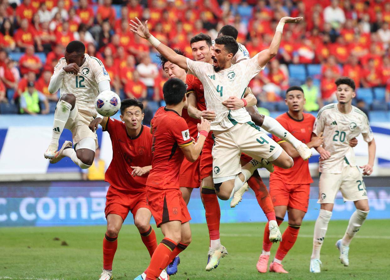 因扎吉执教巴勒莫客场3比1胜恩波利（因扎吉率领巴勒莫客场3-1力克恩波利）