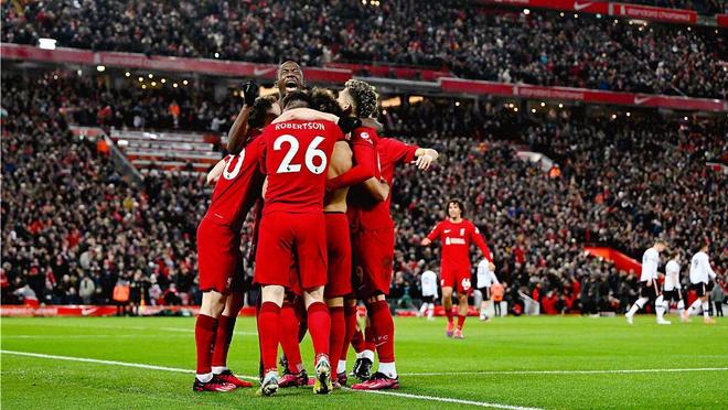 于根伟考察收官战主场场地：前些天草皮一直在开地暖加紧养护