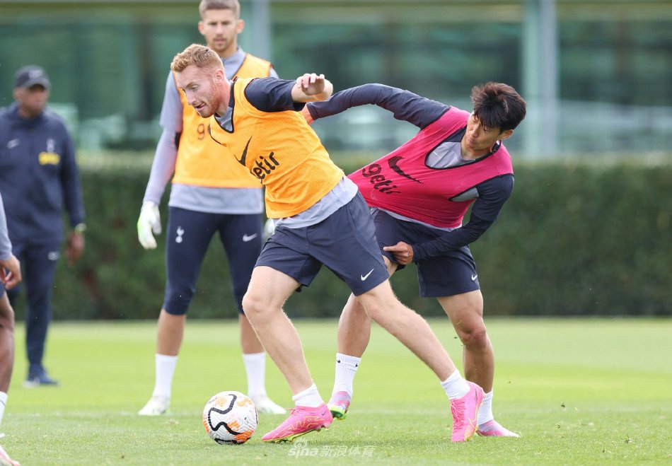 罗马诺：拉莫斯仍想参加世界杯，他愿意去意甲球队（罗马诺：拉莫斯仍盼出战世界杯，愿投身意甲球队）