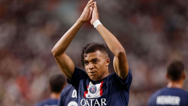 马丁内斯：输球能让球队成长；球员受伤或停赛就不会留在集训（马丁内斯：失利助球队进步，伤停球员不参加集训）