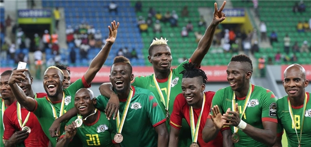 埃迪·豪：收获英超客场首胜意义重大，我不用操心客场战绩了（埃迪·豪：英超客场首胜意义非凡，我已不再为客场战绩发愁）