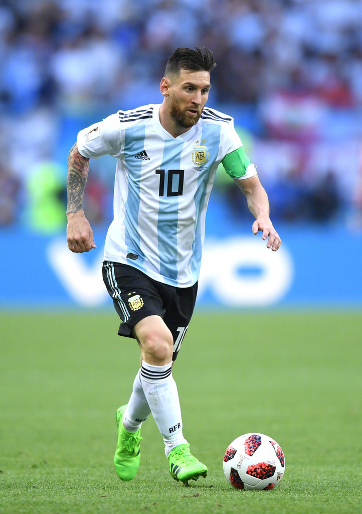 世体：弗里克希望球员全场都保持强度和专注，这样才有望成功（世体：弗里克要求球员贯穿全场保持强度与专注，称这是通往成功的关键）