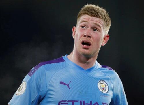 PTSD了？当值德国籍VAR裁判提醒主裁河南队后卫用手阻挡射门