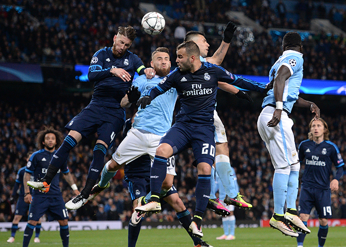 云达不莱梅vs科隆：菅原由势、施密德首发，比尔特、卡明斯基出战（云达不莱梅战科隆：菅原由势、施密德先发，比尔特、卡明斯基登场）